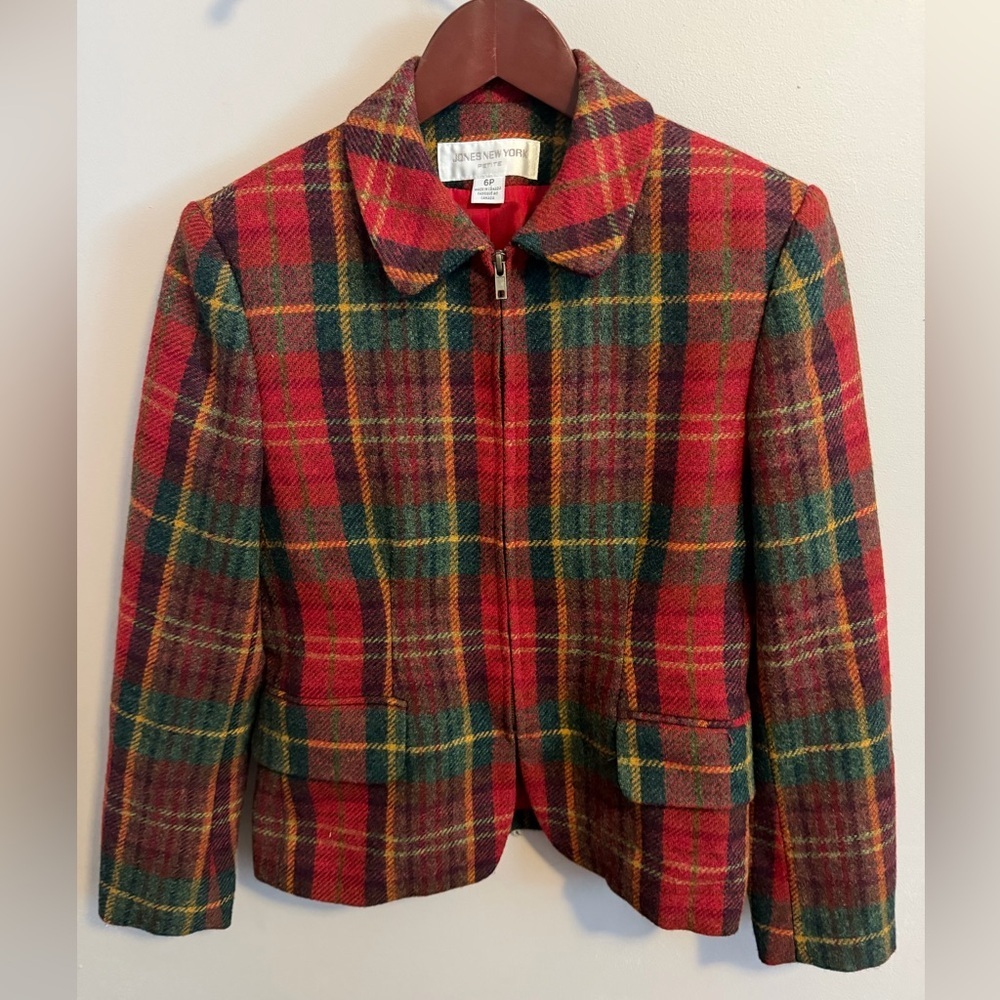 VTG Jones New York Petite Wool Plaid Blazer Jacket Red Green 6P Made in Canada